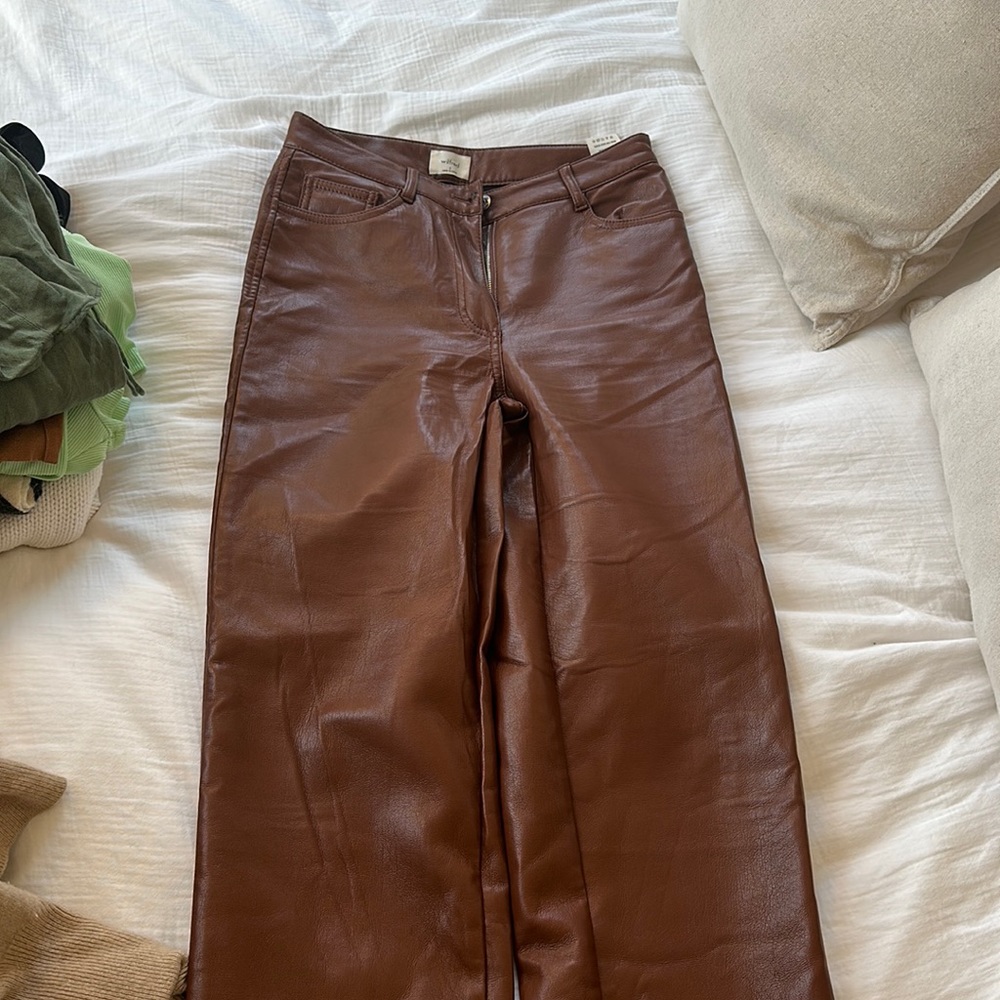 Wilfred (aritizia) the Melina faux leather brown pants